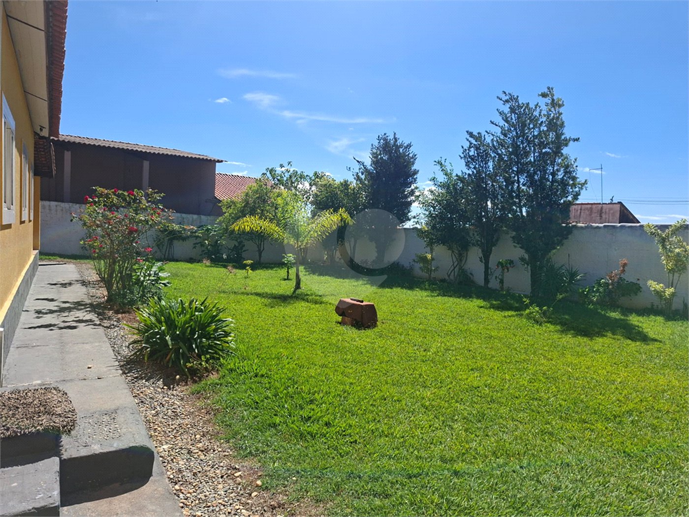 Casa à venda com 3 quartos, sendo 1 suíte,  em Tatetú, Alambari, SP