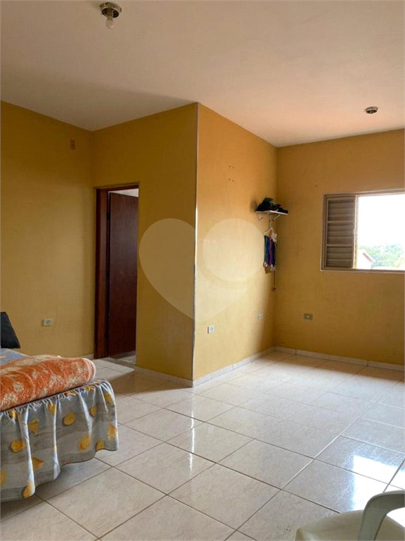 Casa à venda com 2 quartos, sendo 1 suíte, no Centro, Araçoiaba da Serra, SP