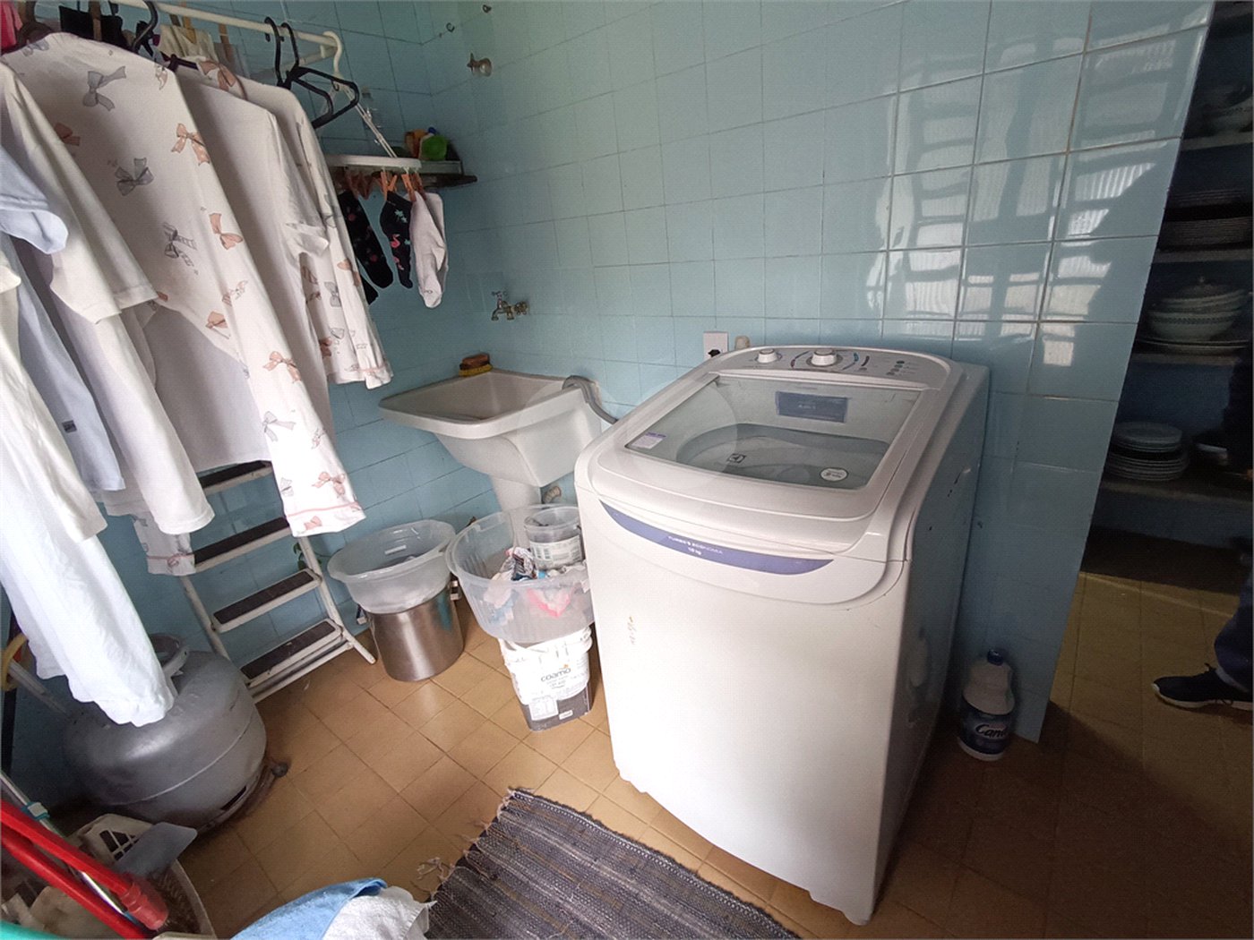 Chácara à venda com 3 quartos, sendo 1 suíte, em Dos Mendes, São Roque, SP