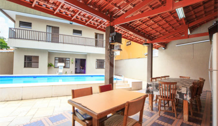 Casa à venda com 4 suítes no condomínio José Inácio, São Paulo - SP