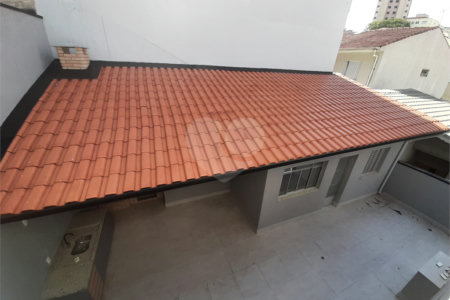 Sobrado à venda com 4 quartos, sendo 3 suítes, em Vila Paulicéia, São Paulo, SP