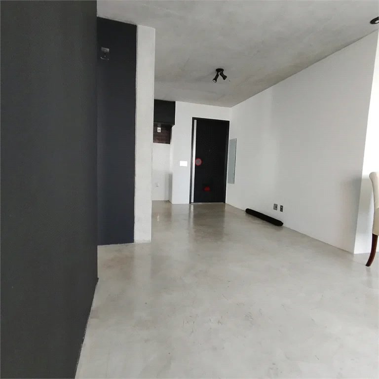 Apartamento à venda ou para alugar com 1 suíte em Jardim Fonte do Morumbi, São Paulo, SP