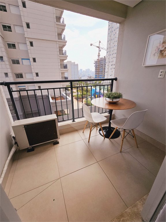 Apartamento à venda com 3 quartos, sendo 1 suíte,  em Brás, São Paulo, SP