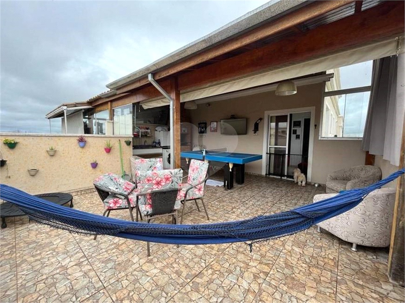 Apartamento à venda com 3 quartos, sendo 1 suíte, em Vila Santana, Mogi das Cruzes, SP