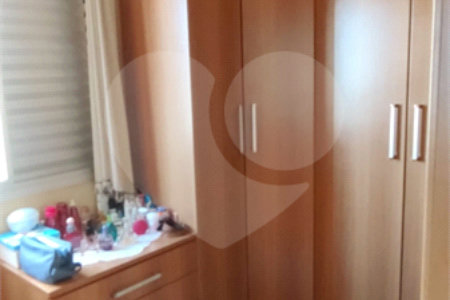 Apartamento à venda com 3 quartos em Vila Antonieta, São Paulo, SP