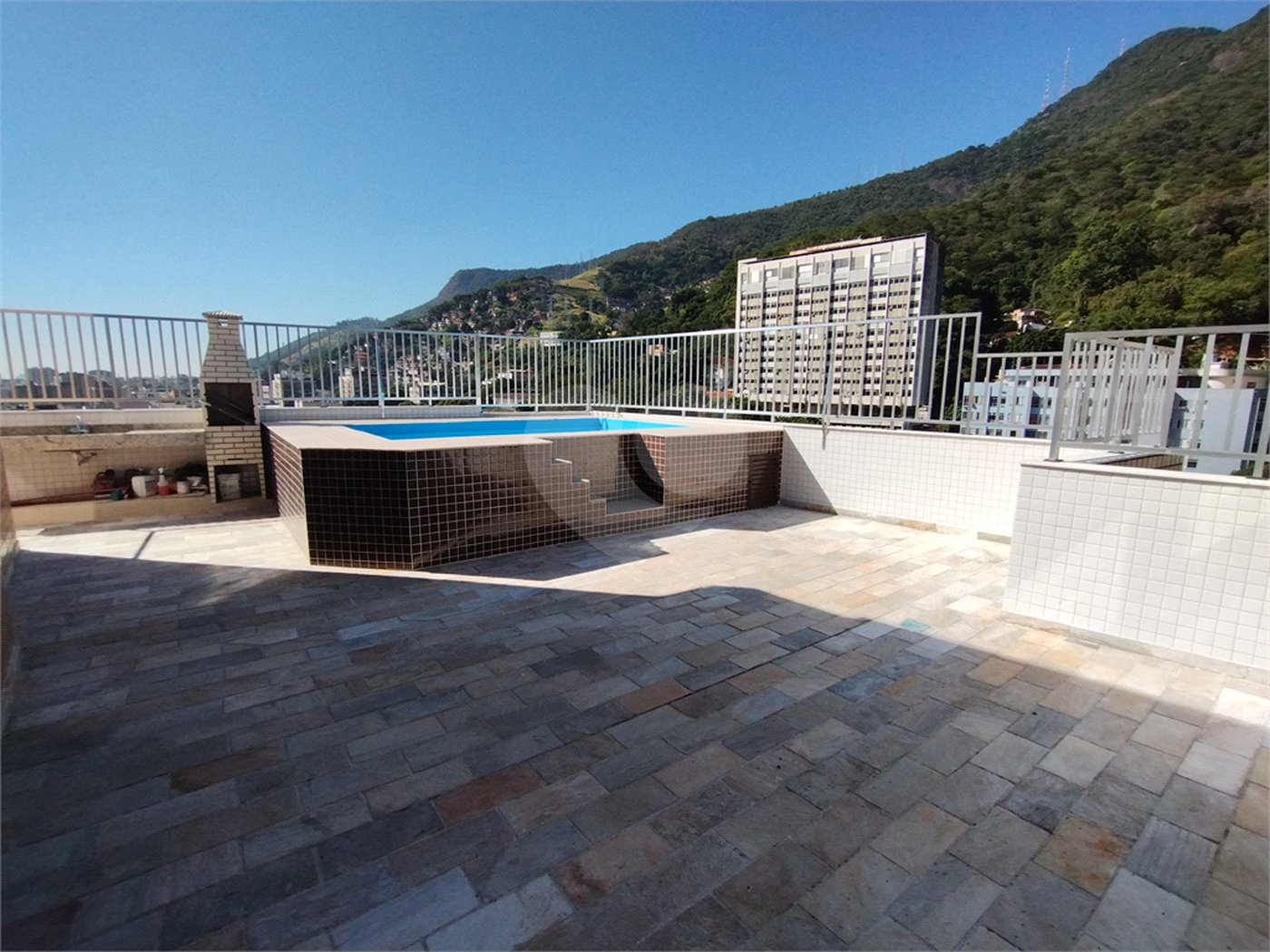 Cobertura à venda com 3 quartos, sendo 2 suítes, em Tijuca, Rio de Janeiro, RJ