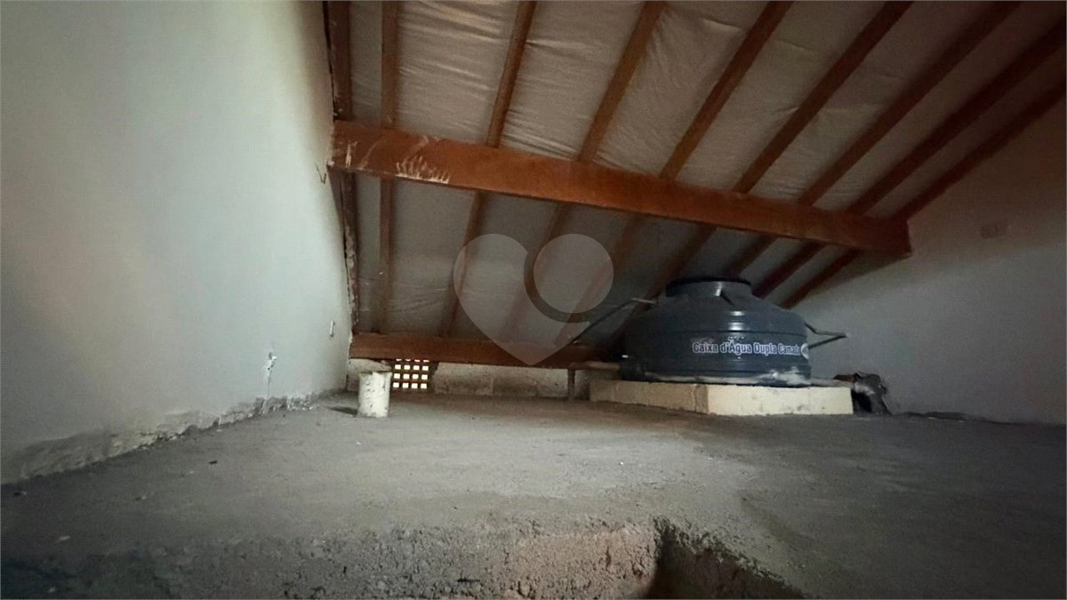 Casa à venda com 2 suítes no condomínio Residencial Real North Pedro, São Paulo - SP
