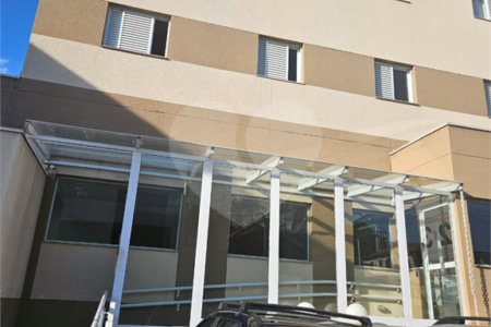 Apartamento à venda com 3 quartos, sendo 1 suíte, no Centro, Poá, SP