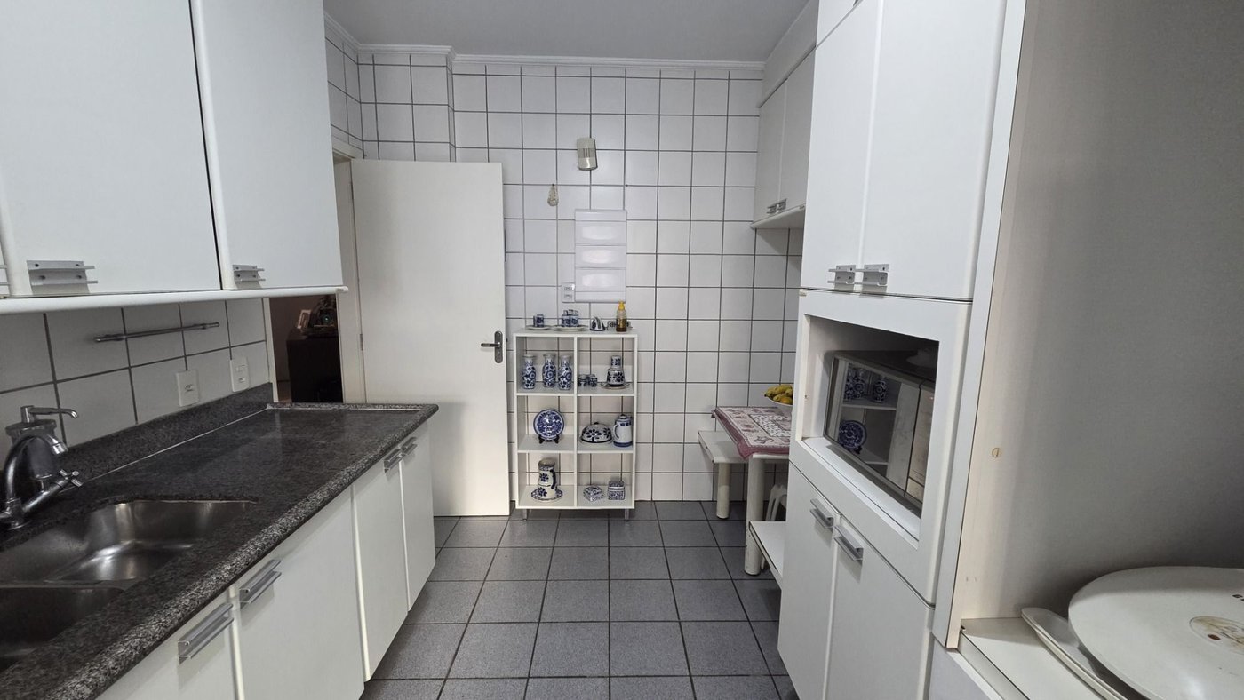 Apartamento com 3 dormitórios à venda, 187 m² por R$ 1.350.000,00 - Gonzaga - Santos/SP