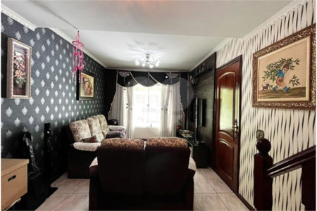Casa à venda com 3 quartos, sendo 1 suíte, em Vila Boaçava, São Paulo, SP