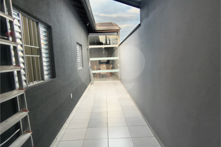Casa à venda com 3 quartos, sendo 1 suíte, em Núcleo Residencial Professor Carlos Aldrovandi, Indaiatuba, SP