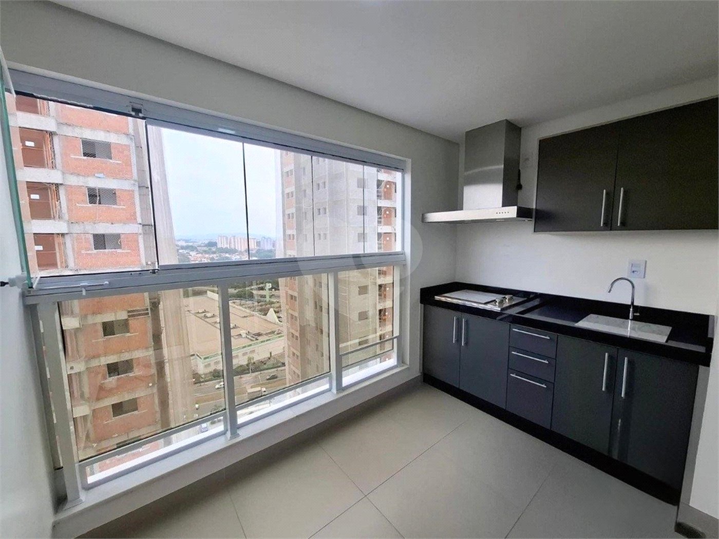Apartamento à venda com 3 quartos, sendo 1 suíte, em Parque Campolim, Sorocaba, SP