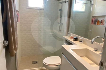 Apartamento à venda com 3 quartos, sendo 1 suíte, em Vila Andrade, São Paulo, SP