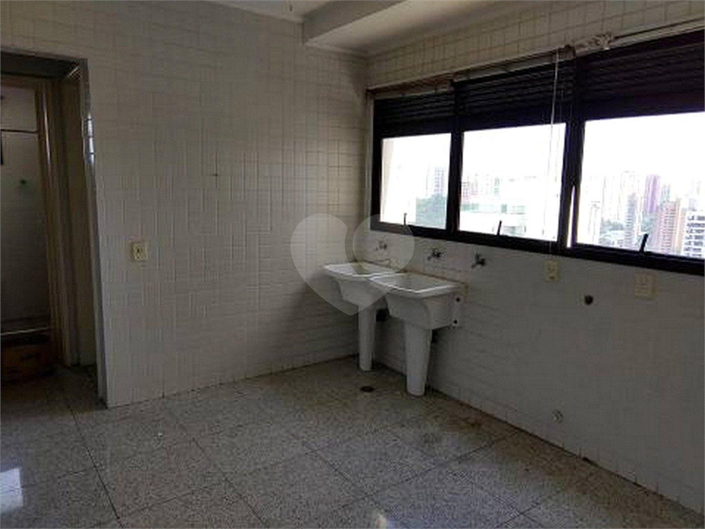 Apartamento à venda com 4 suítes em Vila Andrade, São Paulo, SP