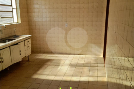 Casa à venda com 4 quartos, sendo 3 suítes, em Jardim Alvinópolis, Atibaia, SP