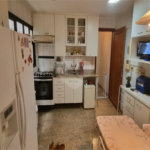 Sobrado à Venda na Aclimação - 150 m² - 2 Salas, 3 Dorms, 2 Vagas.