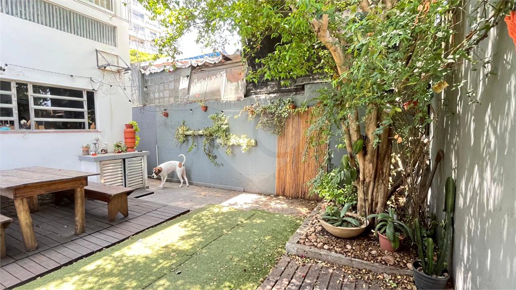 Sobrado à venda com 4 quartos, sendo 1 suíte, em Brooklin, São Paulo, SP