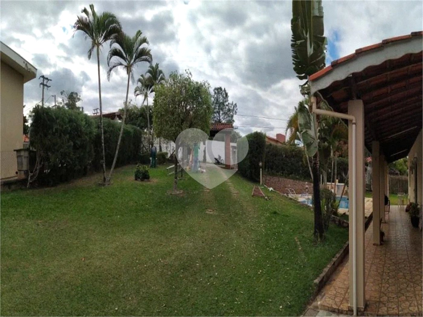 Casa à venda com 3 suítes no condomínio Haras São Luiz, Salto - SP