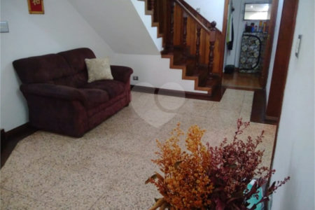 Sobrado à venda com 5 quartos, sendo 2 suítes, em Vila Rosália, Guarulhos, SP