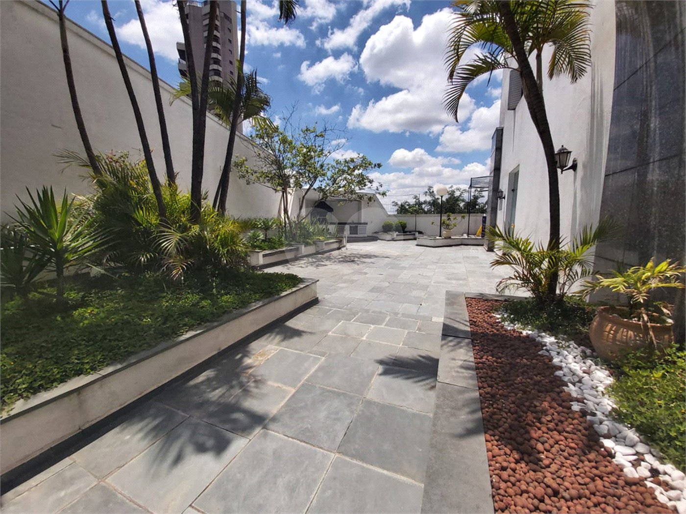 Apartamento à venda com 3 quartos, sendo 2 suítes, em Vila Andrade, São Paulo, SP