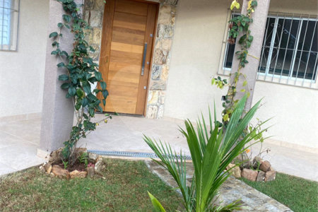 Sobrado para alugar com 4 quartos em Campos de Atibaia, Atibaia, SP