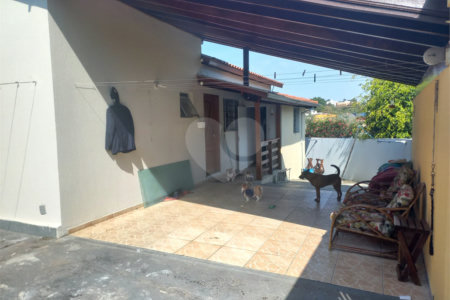 Casa à venda com 3 quartos, sendo 1 suíte, em Capela, Vinhedo, SP