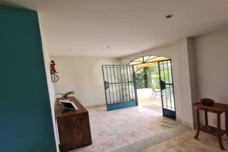 Casa à venda com 1 quarto, sendo 3 suítes, em Campo Grande, Rio de Janeiro, RJ
