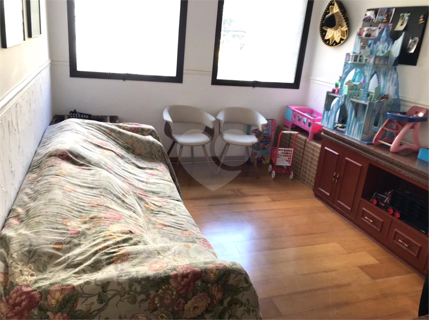 Apartamento à venda com 4 quartos, sendo 3 suítes, em Indianópolis, São Paulo, SP