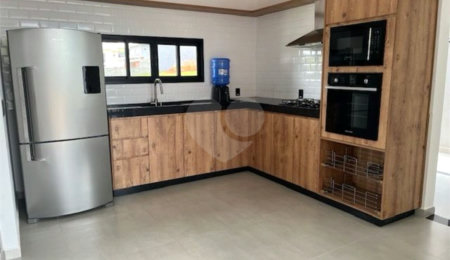 Casa à venda com 3 suítes no condomínio Bosque dos Pires, Itatiba - SP