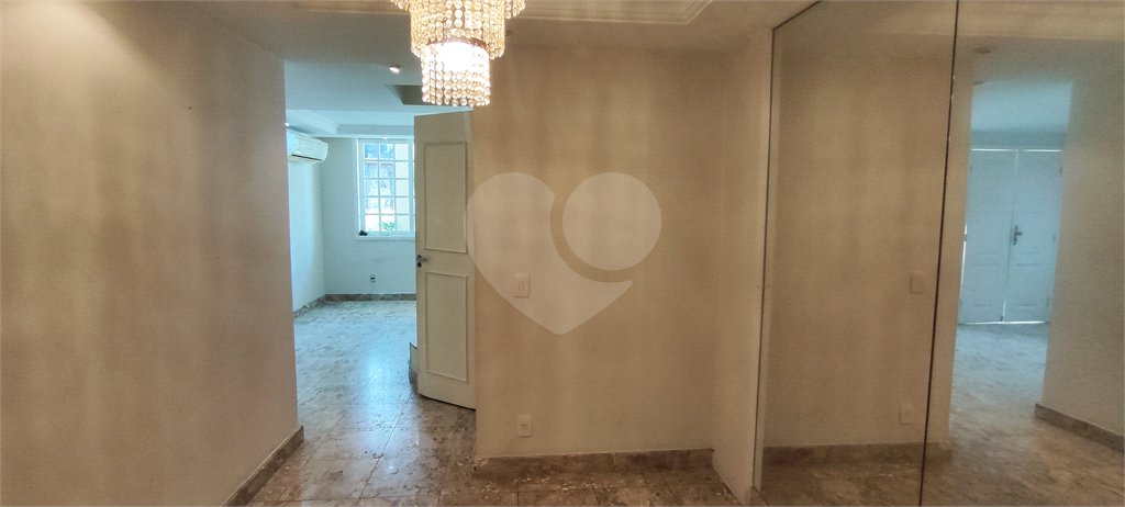 Casa de Vila à venda com 3 quartos, sendo 2 suítes, no condomínio Conjunto Archer José Higino, Rio de Janeiro - RJ