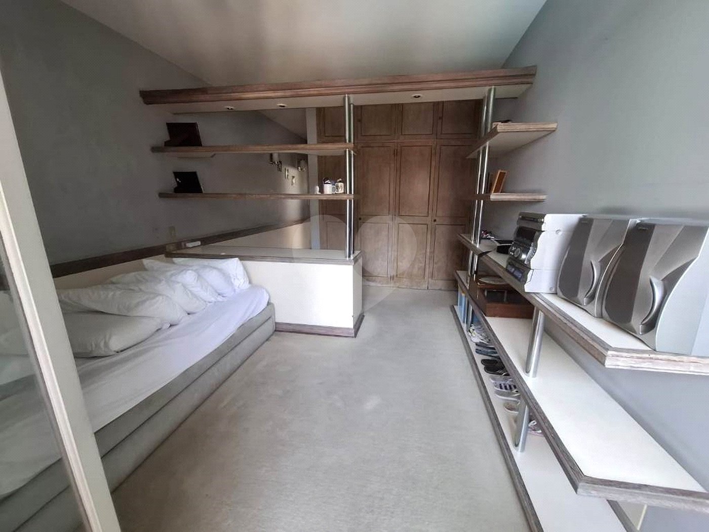 Casa à venda com 5 quartos, sendo 3 suítes,  em Alto da Boa Vista, São Paulo, SP
