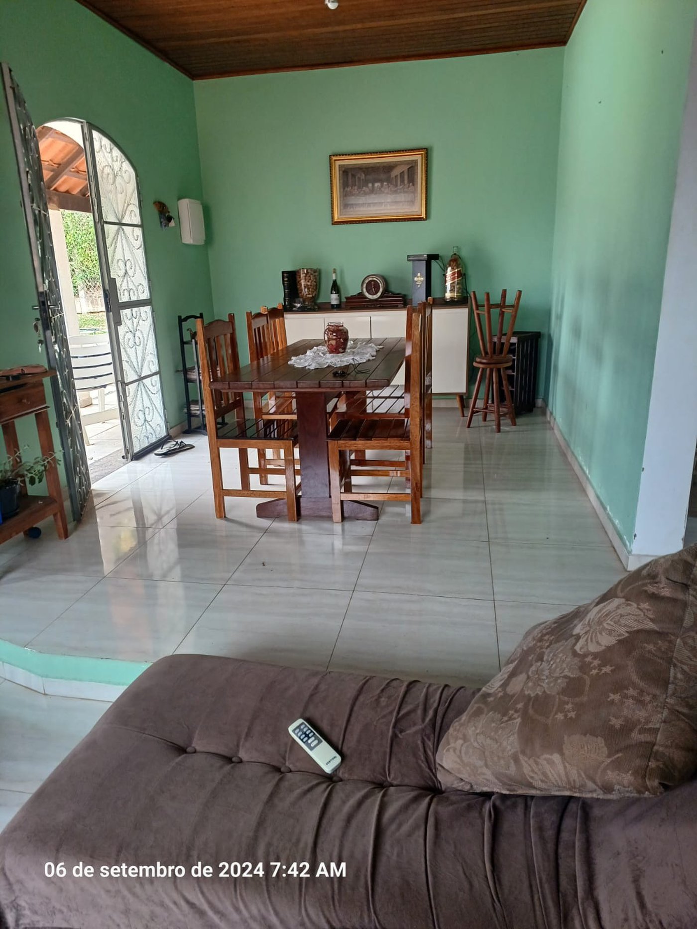 Casa à venda com 3 quartos, sendo 1 suíte, no condomínio Cafezal VI, Itupeva - SP