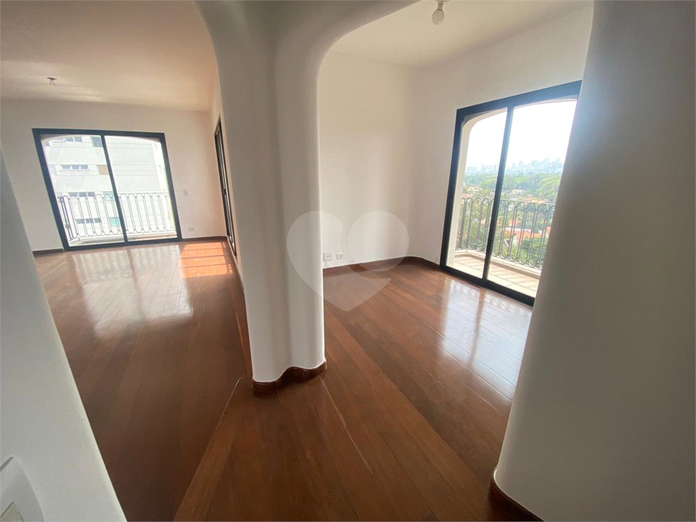 Apartamento para alugar com 3 suítes em Pinheiros, São Paulo, SP