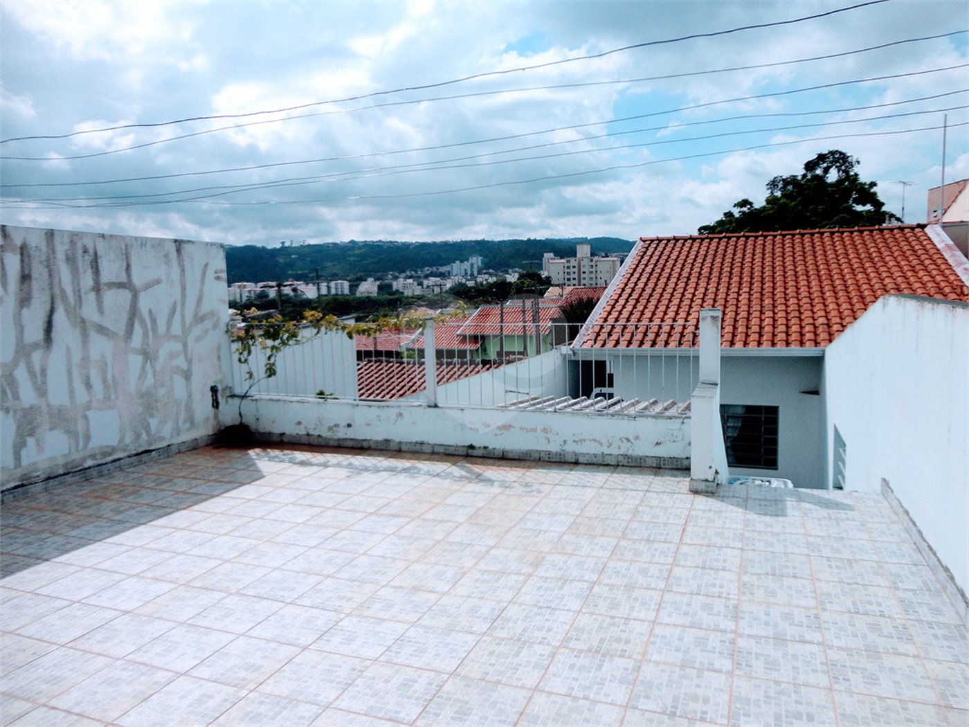 Casa à venda com 3 quartos em Vila Clayton, Valinhos, SP