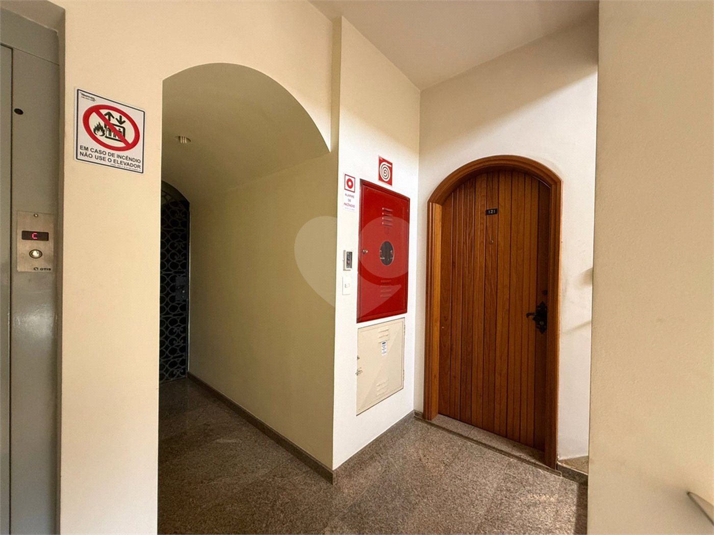 Apartamento à venda com 4 quartos, sendo 2 suítes, no Centro, Araraquara, SP