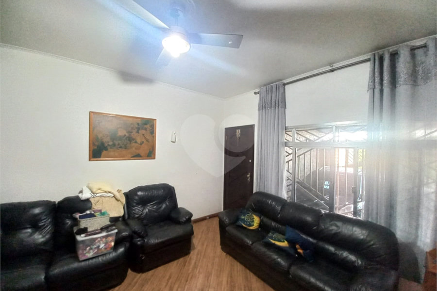 Sobrado à venda com 3 quartos em Vila Paiva, São Paulo, SP
