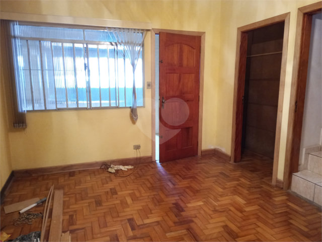 Sobrado à venda com 5 quartos em Horto, São Paulo, SP