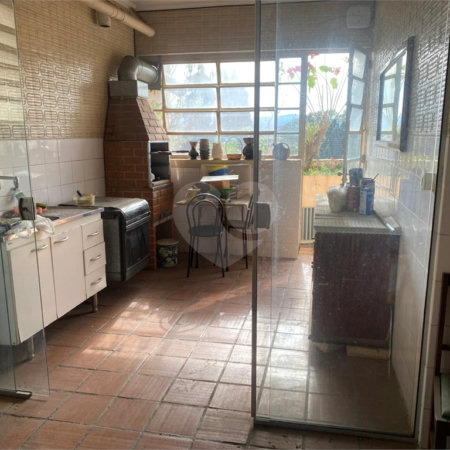 Casa à venda com 5 quartos, sendo 3 suítes, em Vila Rosália, Guarulhos, SP