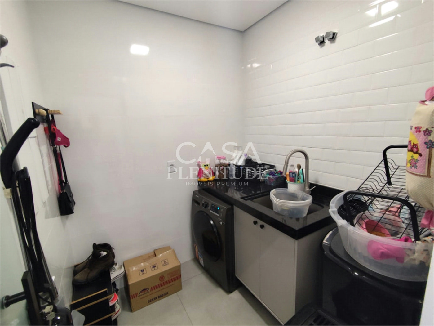 Casa em condomínio à venda com 3 quartos, sendo 1 suíte, em Horto Florestal, Sorocaba, SP