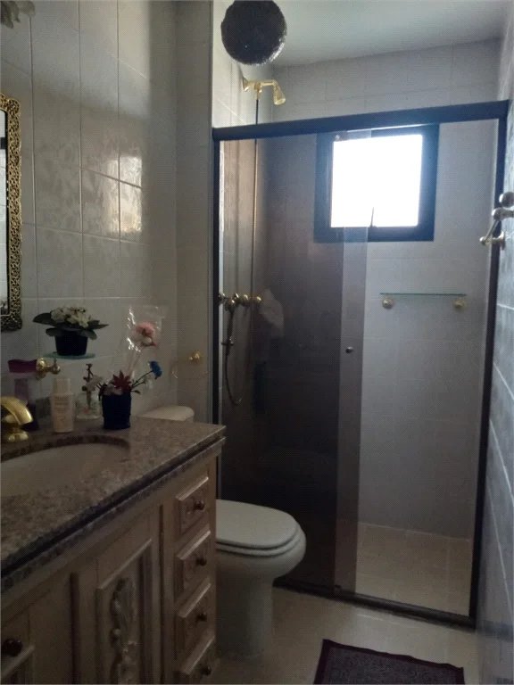 Apartamento à venda com 3 suítes em Vila Suzana, São Paulo, SP
