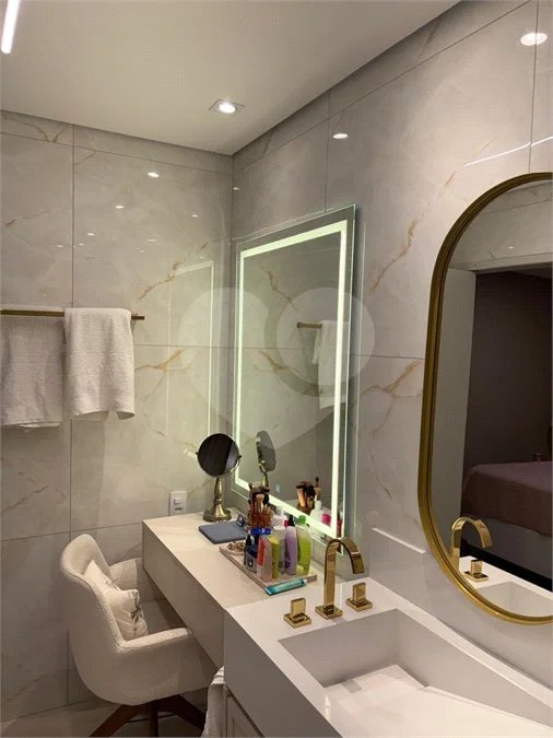 Apartamento duplex de 102 m² com 2 dormitórios, sendo 1 suíte, 3 banheiros, área gourmet e 1 vaga de garagem. Conforto, estilo e exclusividade em um só imóvel!