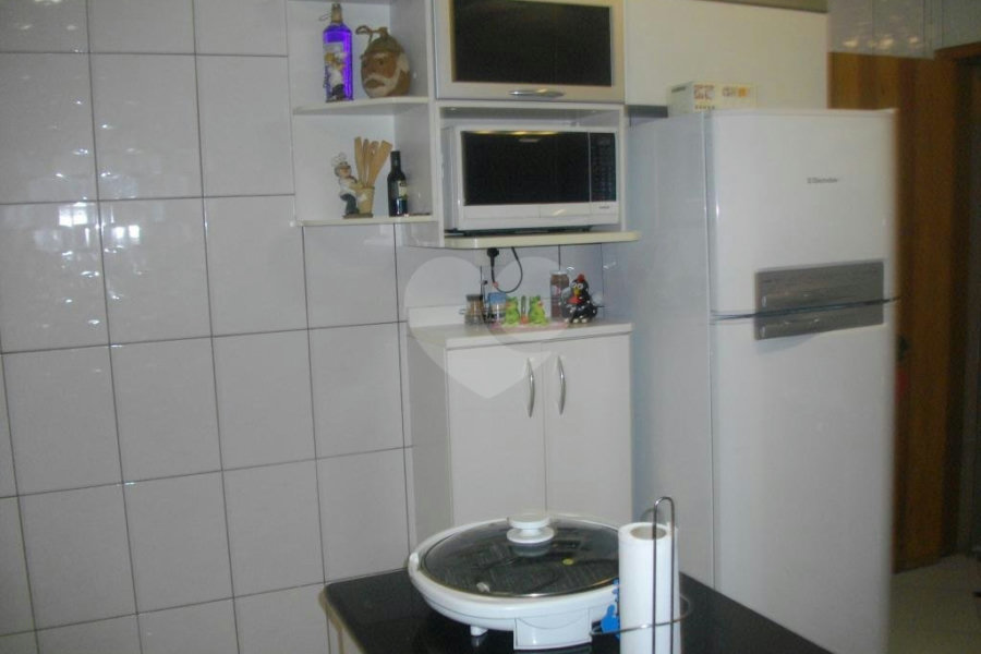 Sobrado à venda com 3 quartos, sendo 1 suíte, em Vila Nova Cachoeirinha, São Paulo, SP