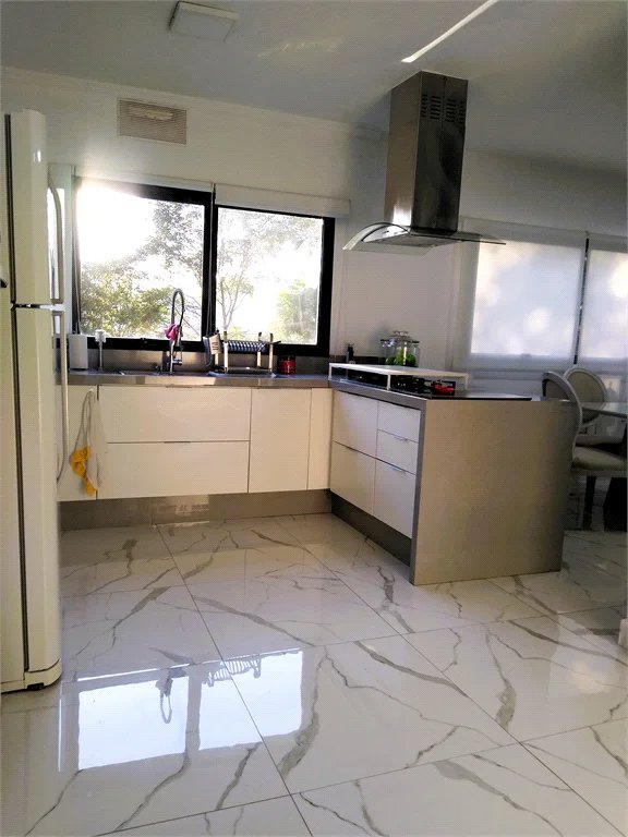 Apartamento à venda com 4 suítes em Vila Andrade, São Paulo, SP