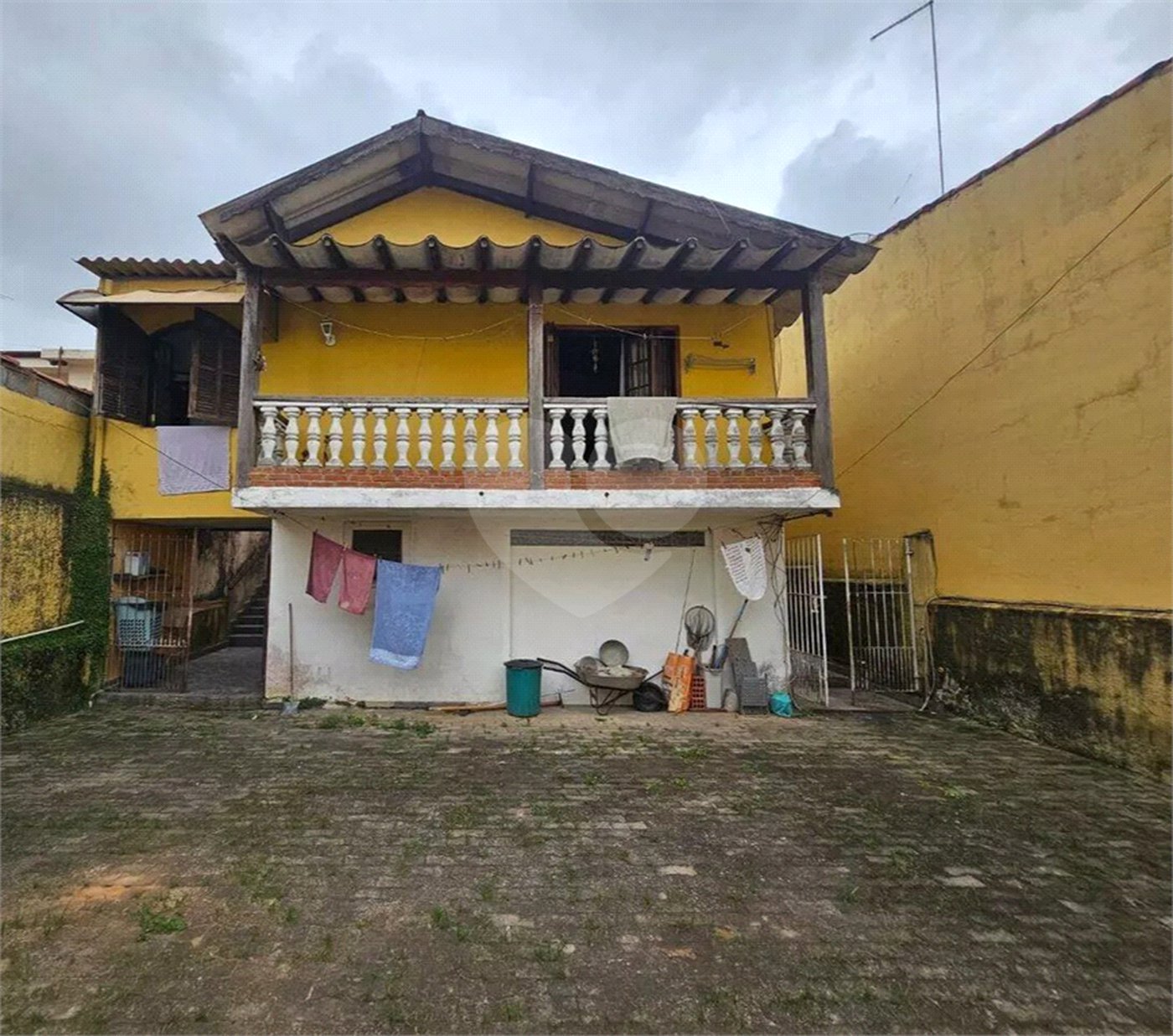 Casa Térrea à venda com 3 quartos, sendo 1 suíte, no Centro, Poá, SP