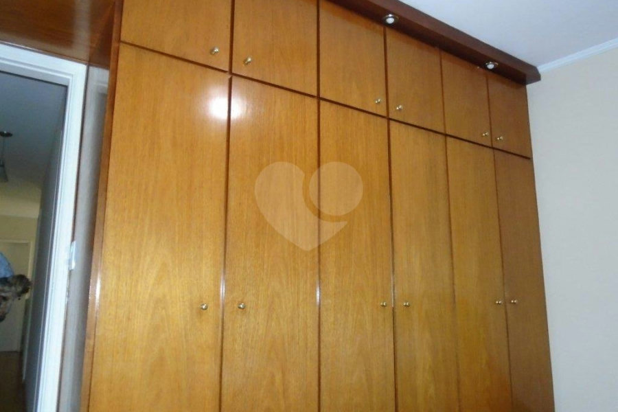 Sobrado à venda com 3 quartos, sendo 1 suíte, em Parada Inglesa, São Paulo, SP