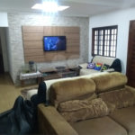 Casa à venda com 3 quartos, sendo 1 suíte, no condomínio Alpes de Mairiporã, Mairiporã - SP