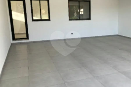 Casa à venda com 4 quartos, sendo 2 suítes,  no condomínio Reserva Granja Anita, Mogi das Cruzes - SP