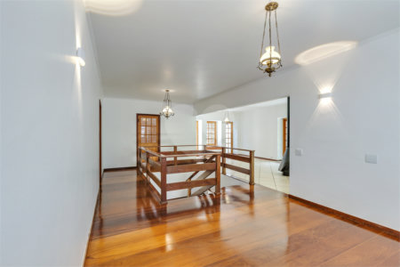 Casa à venda com 3 quartos, sendo 1 suíte,  em Granja Julieta, São Paulo, SP