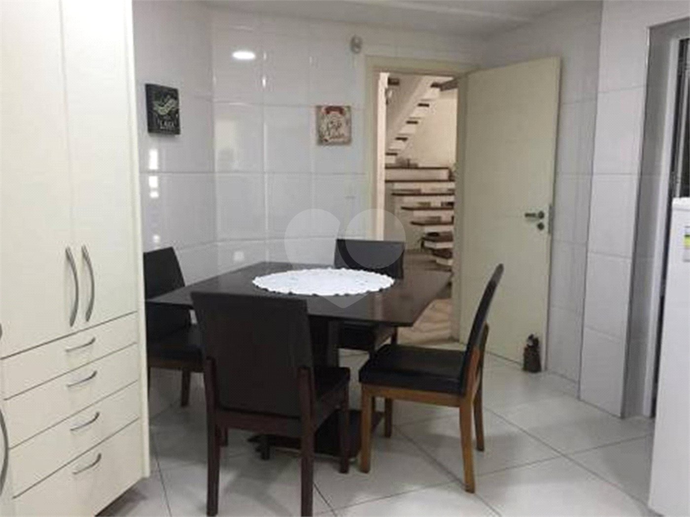Casa à venda com 4 quartos, sendo 3 suítes, no condomínio Residencial Nova Cantareira, São Paulo - SP