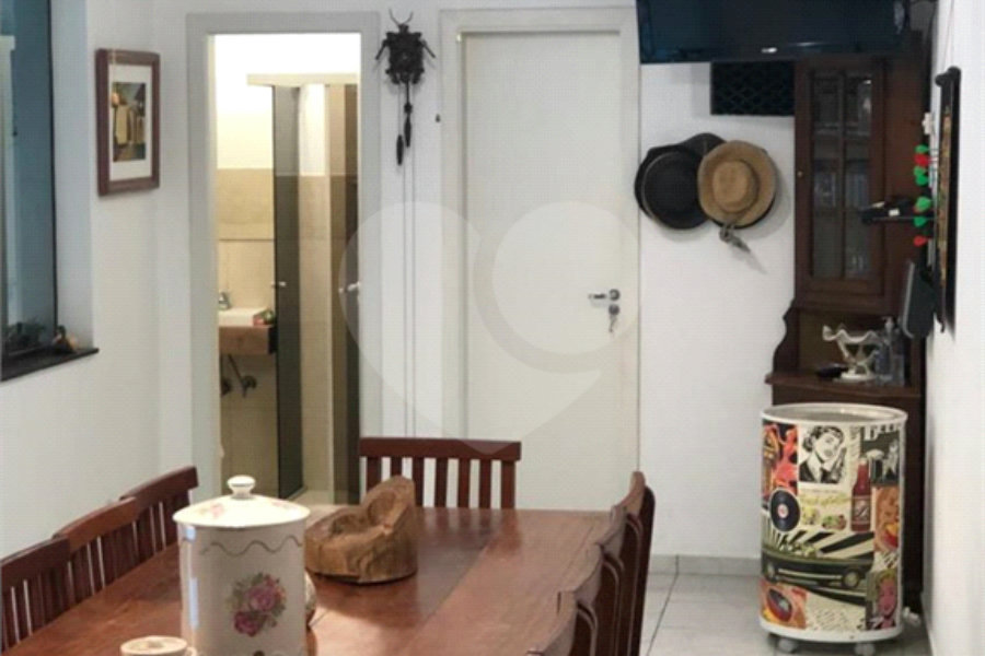Sobrado à venda com 5 quartos, sendo 3 suítes, em Tremembé, São Paulo, SP